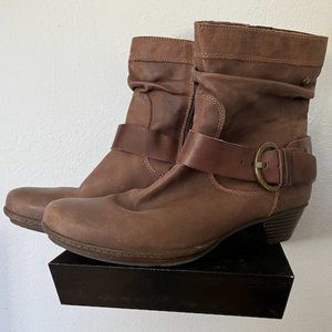 Pikolinos Brujas Ankle Boots with Strap
